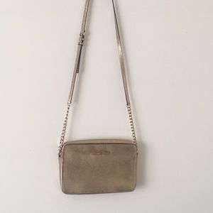 Michael kors crossbody bag